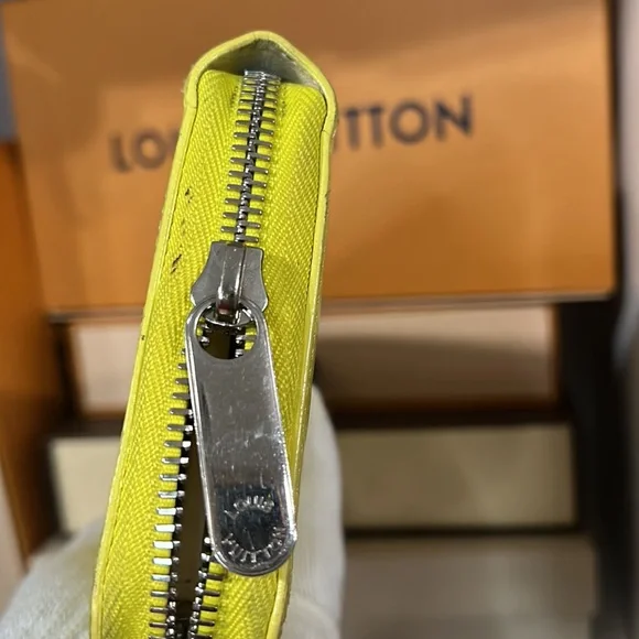 Louis Vuitton long vernis wallet - Picture 5 of 6